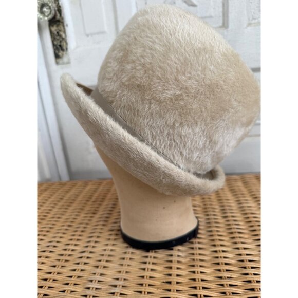 Vintage 60\'s Tan Fuzzy Wool Womens Tilted Fedora Hat Leci Size 22\